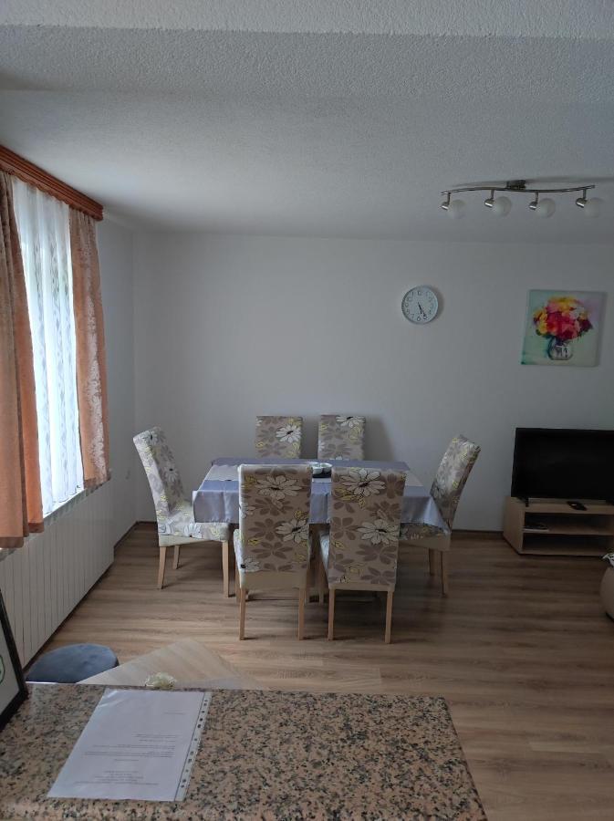 Apartment Sanja Смолянац Екстериор снимка